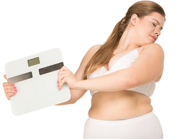 Fat Girl Przed podjęciem Keto Diet Capsules